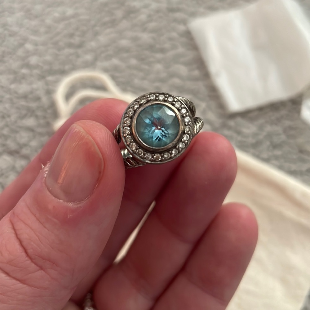 David Yurman ring with semi precious stone and diamond round - blue topaz